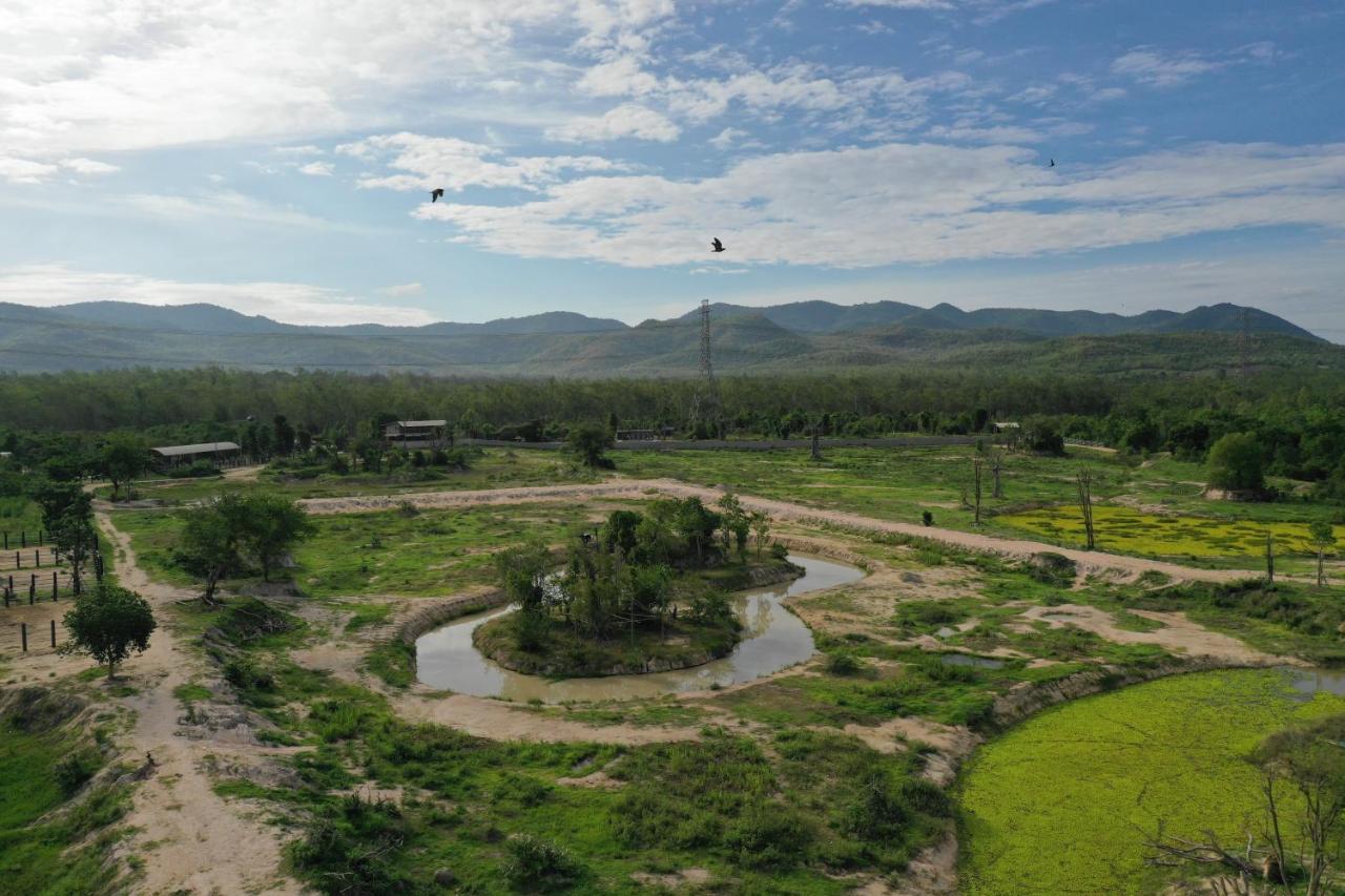 I Love Phants Lodge Ban Huai Thawai Экстерьер фото