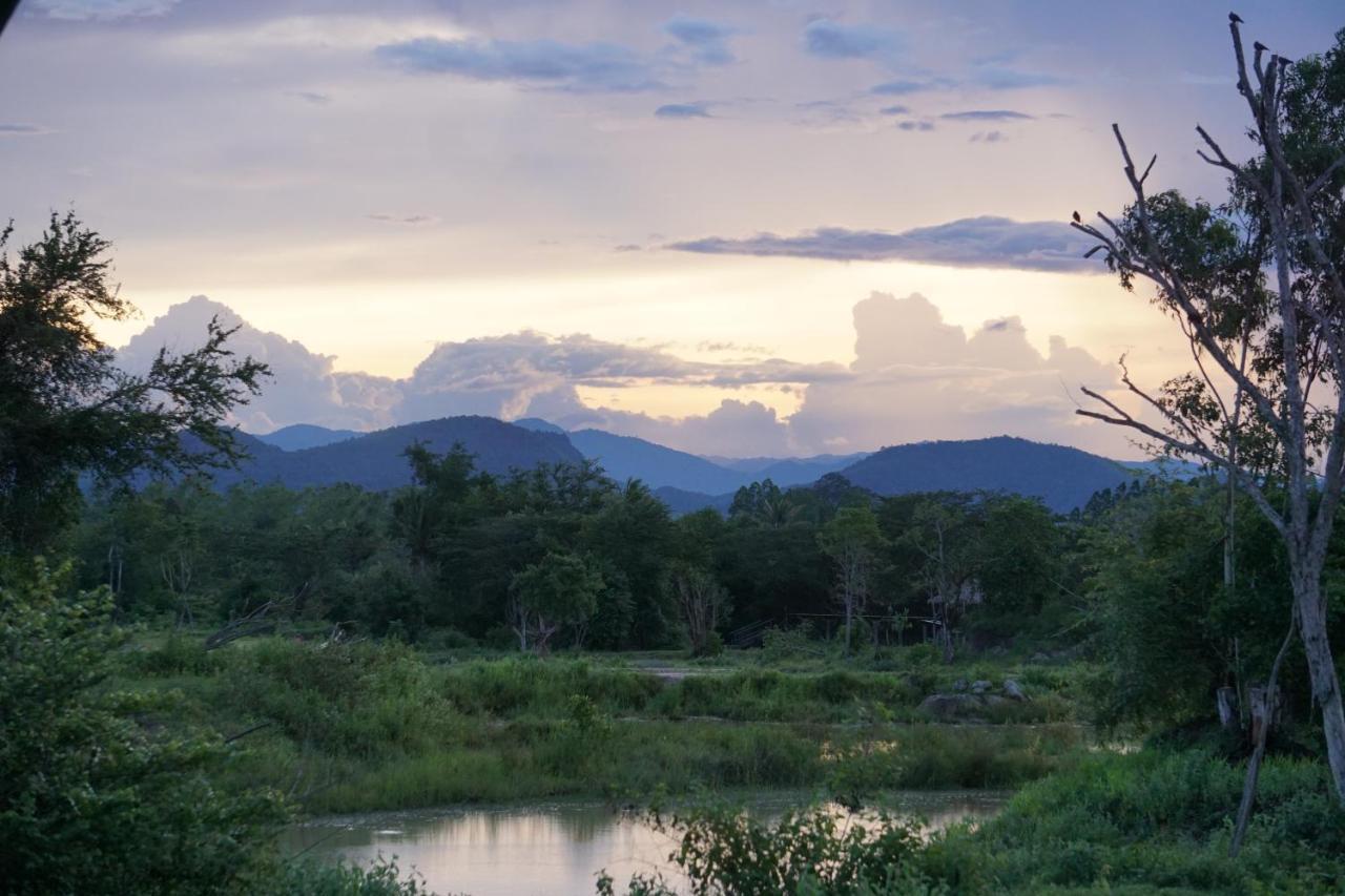 I Love Phants Lodge Ban Huai Thawai Экстерьер фото